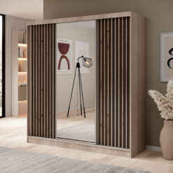 Tolóajtós gardrób