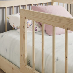 Gyermekágy Graja kunyhó ágy - Fenyő